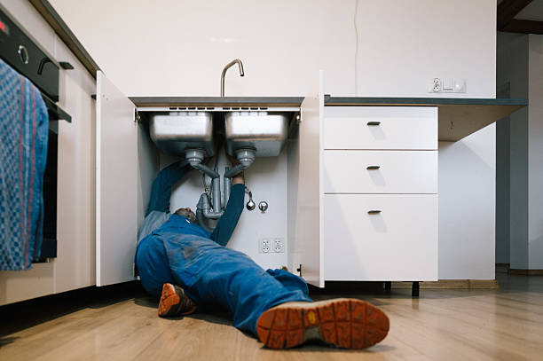 Professional Leak Detection technician working in Johnstown, OH